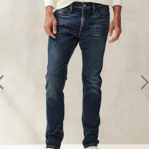 Lucky brand denim 105 slim taper dark jeans new